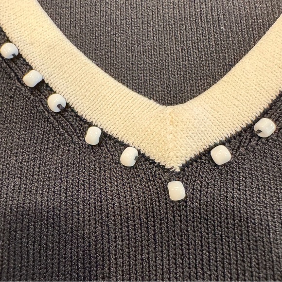 Vertigo Paris Black w/ White trim Beaded tank / tunic  top size large NEW - Picture 3 of 10